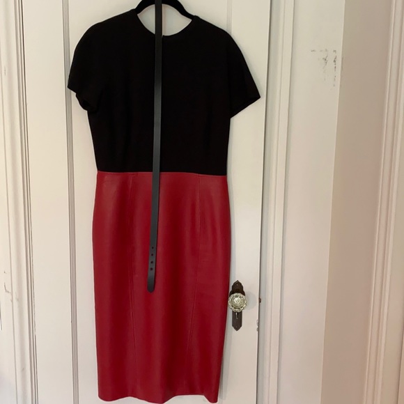 Classic with a pop! Editions de robes beauty - Picture 1 of 11